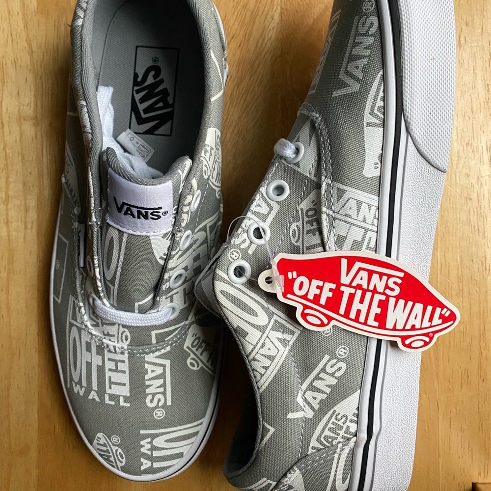 Vans Doheny Logo Mix Belgian Gray white logo Brand New w/ Tags & box women’s 8.5